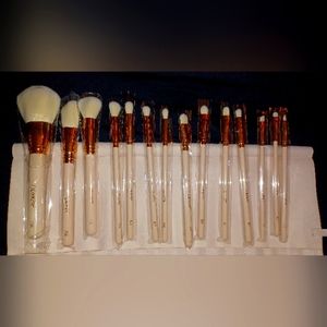 ColourPop ultimate Brush Roll brand new with case & protective covers on brushes